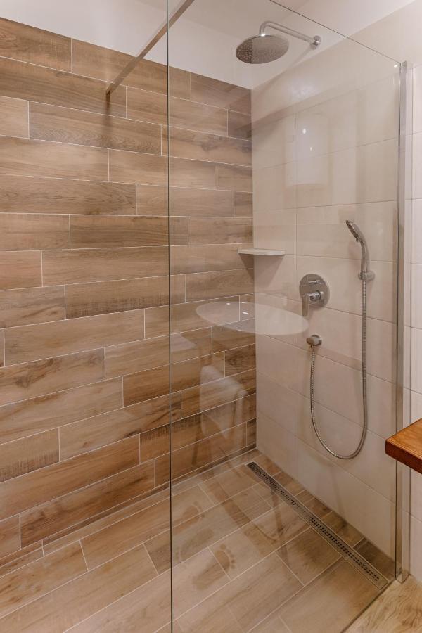 Two Bedroom Apartment Paris ริเยกา ภายนอก รูปภาพ
