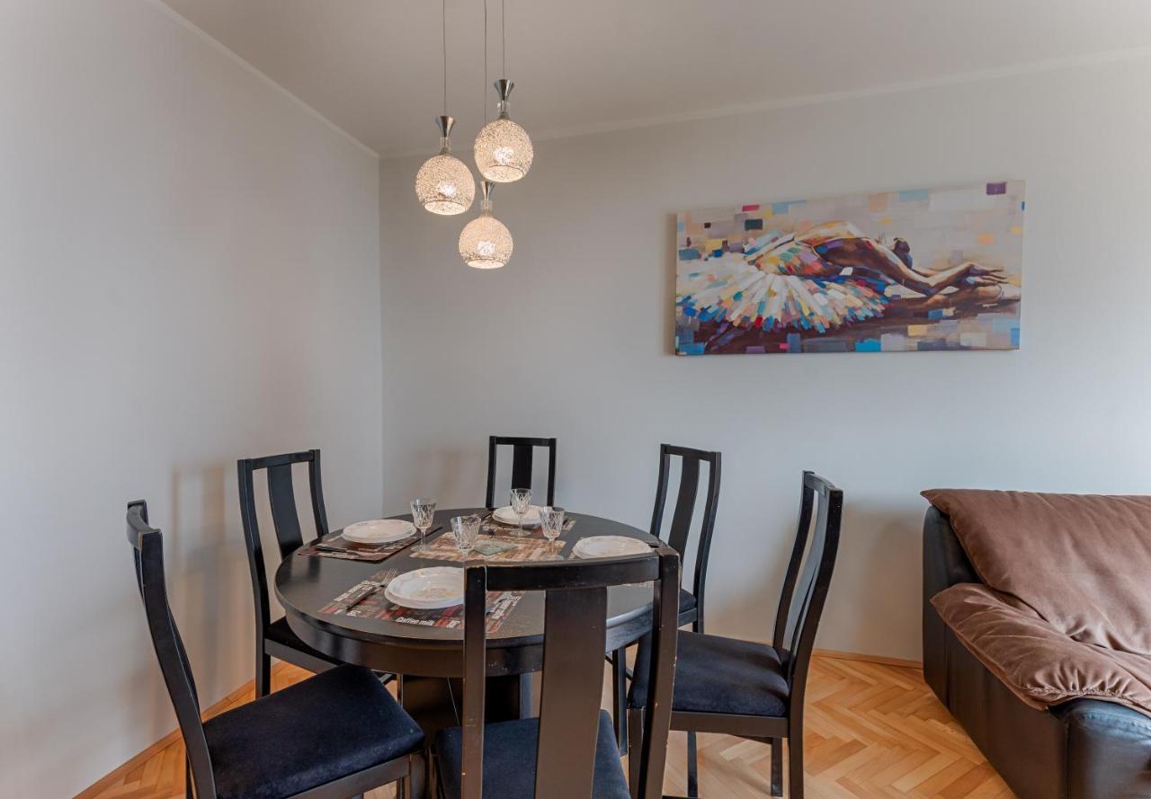 Two Bedroom Apartment Paris ริเยกา ภายนอก รูปภาพ